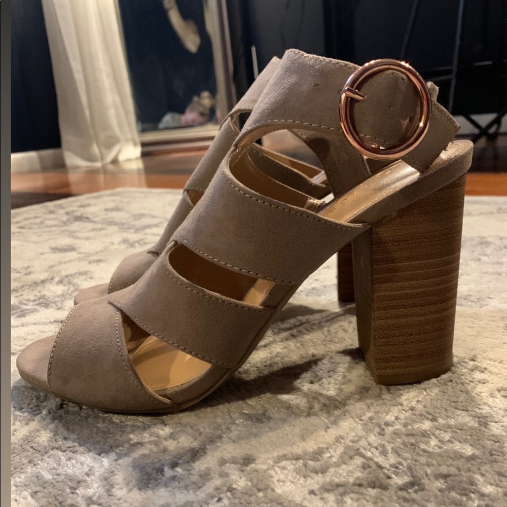 LC Lauren Conrad Heels